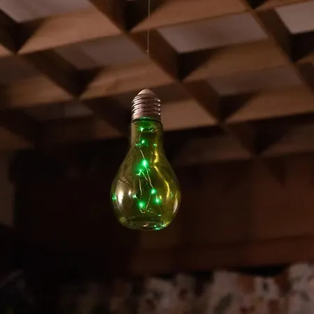 House - 4beds - Parking - Garden شقة