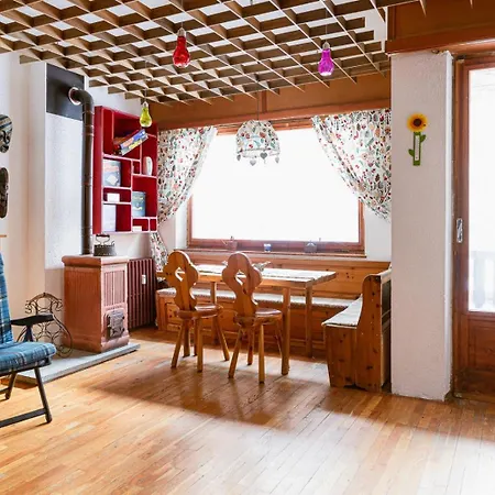 House - 4beds - Parking - Garden