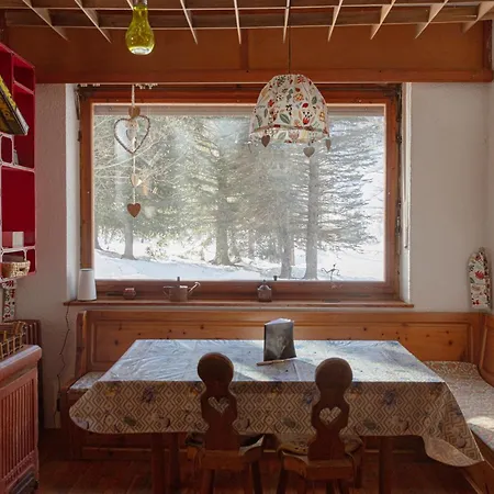 House - 4beds - Parking - Garden شقة *