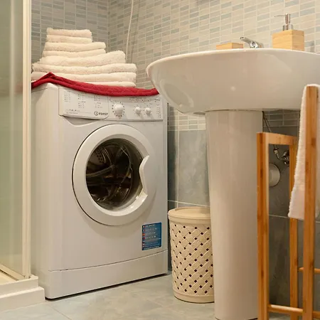 شقة House - 4beds - Parking - Garden برالي