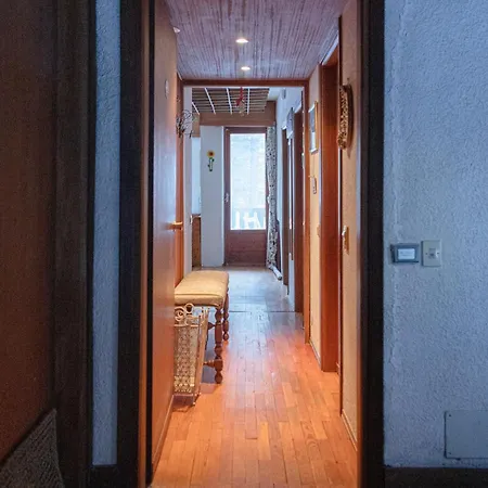 شقة House - 4beds - Parking - Garden