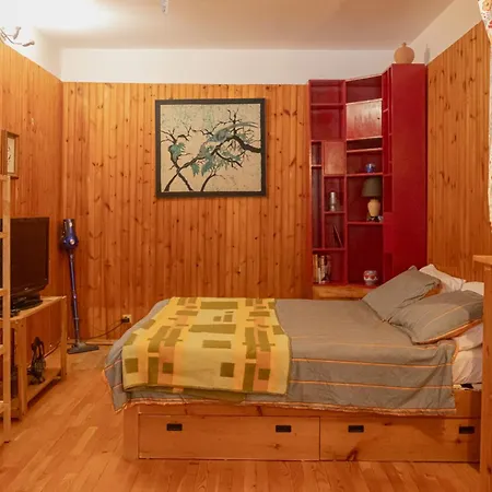 شقة House - 4beds - Parking - Garden *