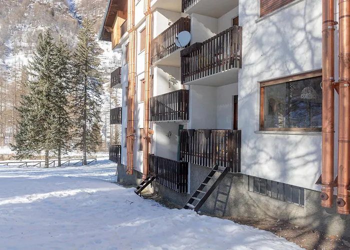 House - 4beds - Parking - Garden